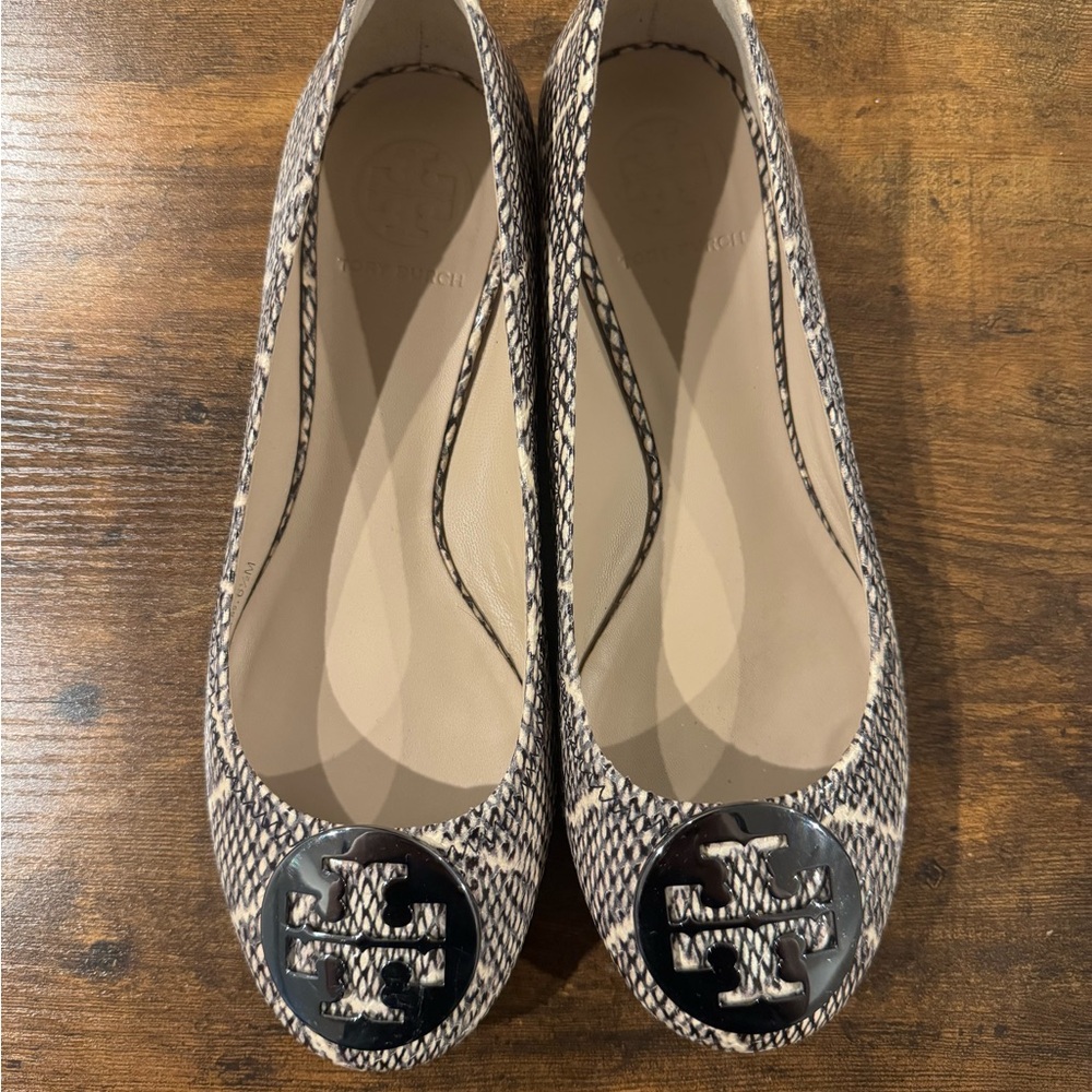 Tory Burch flats